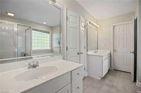 Bath - 340 Mountainview Rd, King, NC 27021 photo 1 of 6