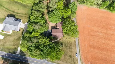 View/Area - 340 Mountainview Rd, King, NC 27021 photo 2 of 2