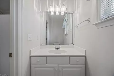 Bath - 340 Mountainview Rd, King, NC 27021 photo 6 of 6