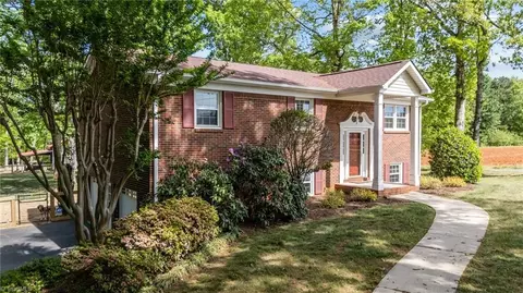 Exterior - 340 Mountainview Rd, King, NC 27021 photo 2 of 16