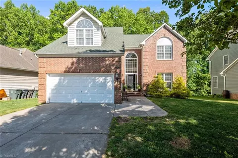 3240 Cheswick Dr, Greensboro, NC 27410