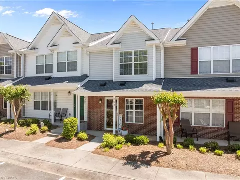 209 Bridford Downs Dr, Greensboro, NC 27407