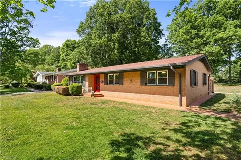 4918 Starmount Dr, Greensboro, NC 27410