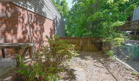 Exterior - 528 Farriss Ave E, High Point, NC 27262 photo 4 of 11