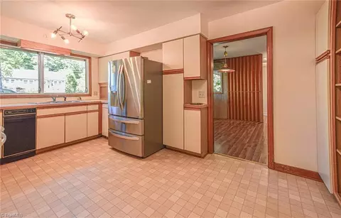 Kitchen - 528 Farriss Ave E, High Point, NC 27262 photo 1 of 4
