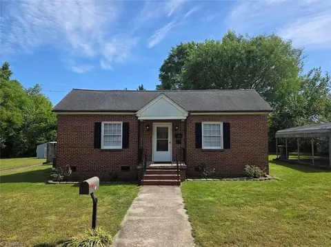 612 Morehead St, Eden, NC 27288