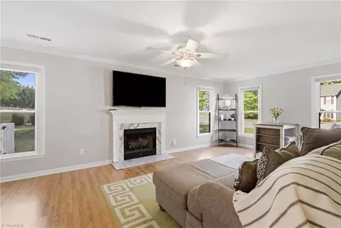 Living - 3337 Timberwolf Ave, High Point, NC 27265 photo 2 of 7
