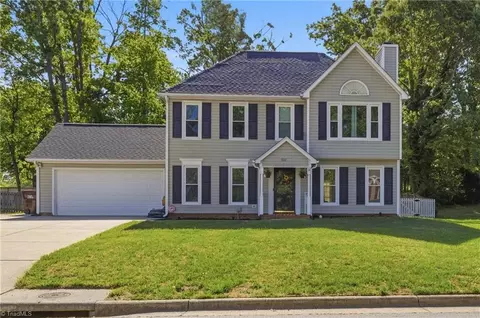 Exterior - 3337 Timberwolf Ave, High Point, NC 27265 photo 2 of 11