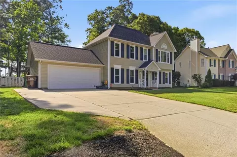 Exterior - 3337 Timberwolf Ave, High Point, NC 27265 photo 4 of 11