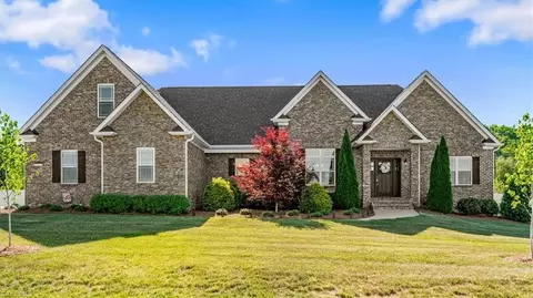 5403 Sicily St, Oak Ridge, NC 27310