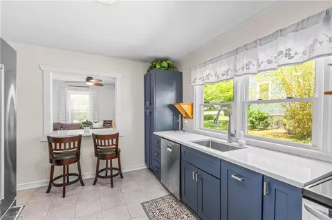 Kitchen - 1110 Guyer St, High Point, NC 27262 photo 3 of 4