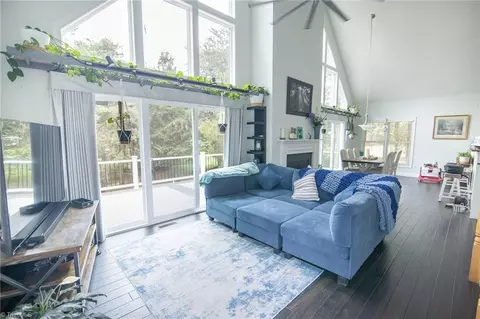 5367 Darwood Estate Ln, Winston Salem, NC 27106