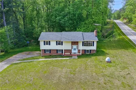 Exterior - 104 Windover Dr, Pinnacle, NC 27043 photo 8 of 9