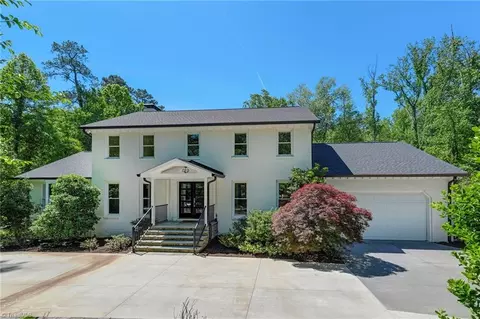 1211 Lakewood Dr, Greensboro, NC 27410