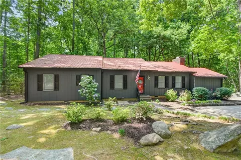 513 Heather Ct, Asheboro, NC 27203