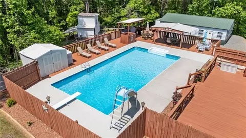 Exterior - 786 Central Rd, Clemmons, NC 27012 photo 5 of 15