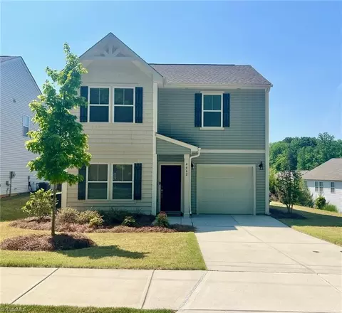 4462 Wesmar Dr, Pfafftown, NC 27040