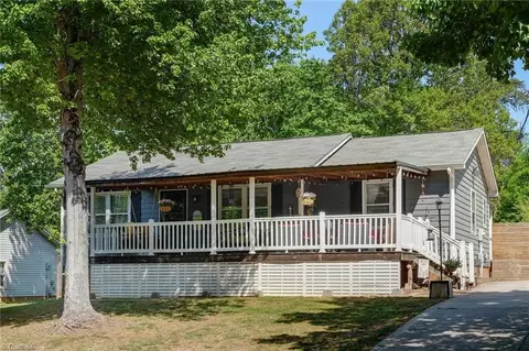 111 Shannon Ln, Eden, NC 27288