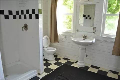 Bath - 100 Academy St E, Madison, NC 27025 photo 3 of 3
