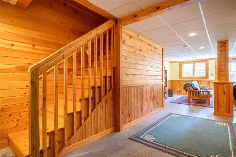 Entry Way - 931 Maple Shade Rd, Laurel Fork, VA 24352 photo 2 of 3