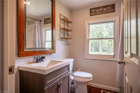 Bath - 487 Dry Twig Rd, Laurel Fork, VA 24352 photo 1 of 2