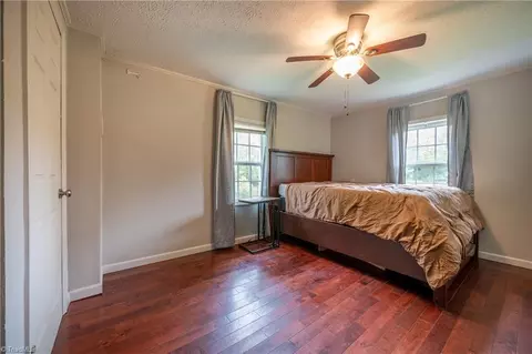 Bedroom - 487 Dry Twig Rd, Laurel Fork, VA 24352 photo 2 of 3
