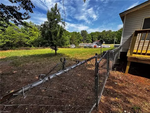 108 Clarmont Dr, King, NC 27021 photo 38