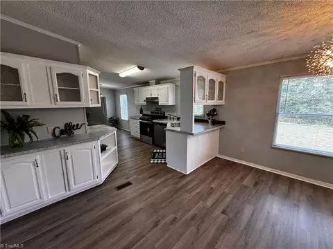 108 Clarmont Dr, King, NC 27021 photo 11