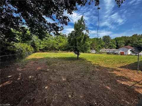 108 Clarmont Dr, King, NC 27021 photo 37