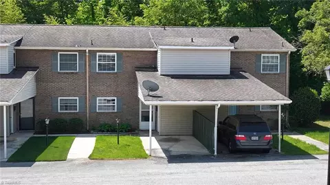 2214 Shadow Valley Rd #E, High Point, NC 27265