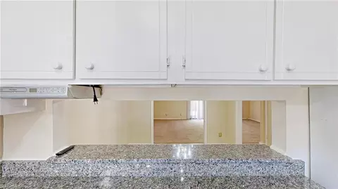 Kitchen - 2214 Shadow Valley Rd #E, High Point, NC 27265 photo 4 of 4