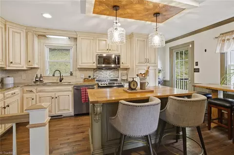 485 Pennell Rd, Moravian Falls, NC 28654