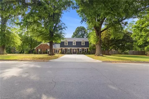 227 Christi Ln, Kernersville, NC 27284