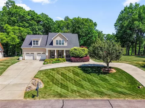 104 Madera Dr N, Mocksville, NC 27028