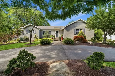 2749 Spring Garden Rd, Winston Salem, NC 27106