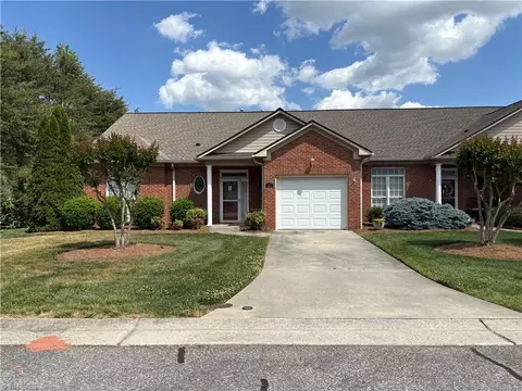 411 Northbridge Dr, High Point, NC 27265