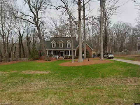 1110 Stallion Ct, Summerfield, NC 27358