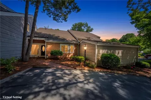 119 Golfview Dr, Bermuda Run, NC 27006