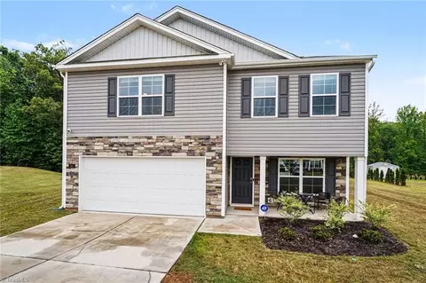 163 Green Mallard Way, Mayodan, NC 27027