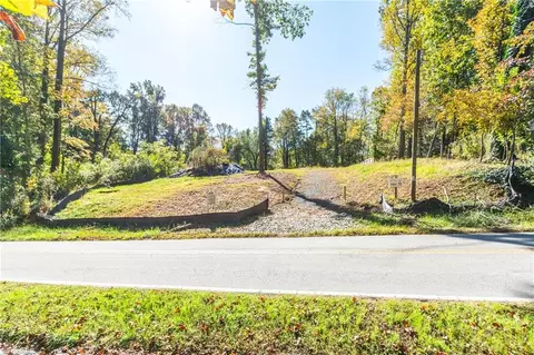 5503 Rockingham Rd, Greensboro, NC 27407