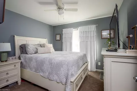 Bedroom - 4738 Colonial Cir, Trinity, NC 27370 photo 2 of 3