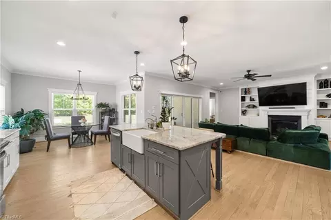 Kitchen - 170 Arrow Glenn Ct, Advance, NC 27006 photo 2 of 3