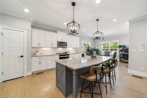 Kitchen - 170 Arrow Glenn Ct, Advance, NC 27006 photo 3 of 3