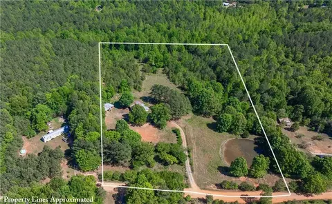3917 Mountain Creek Rd, Asheboro, NC 27205