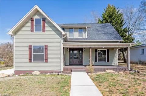 110 Baptist Church Rd, Boonville, NC 27011