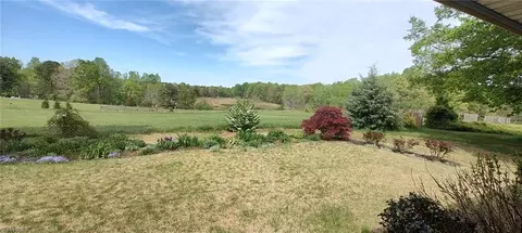 7740 Hornaday Trl, Liberty, NC 27298
