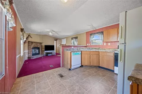 4657 Alpine Dr, Trinity, NC 27370 photo 10
