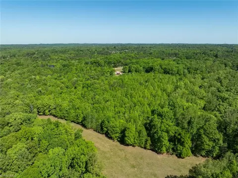 4657 Alpine Dr, Trinity, NC 27370 photo 15
