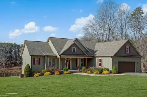 166 Little Creek Ln, Ruffin, NC 27326