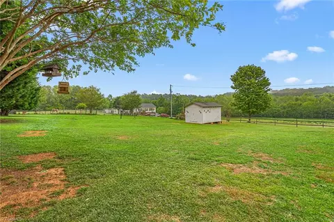 1149 Plantation Way, Trinity, NC 27370 photo 6